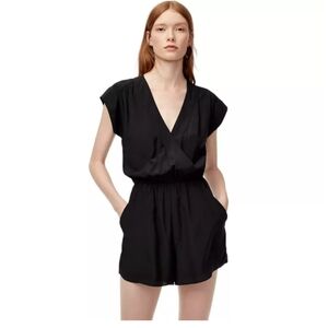 Aritzia Babaton Corbett Romper Black Silk Short Sleeve Size Medium